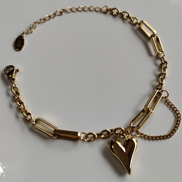 Vintage Style Heart Shape, Bracelet. - Picture 5 of 8